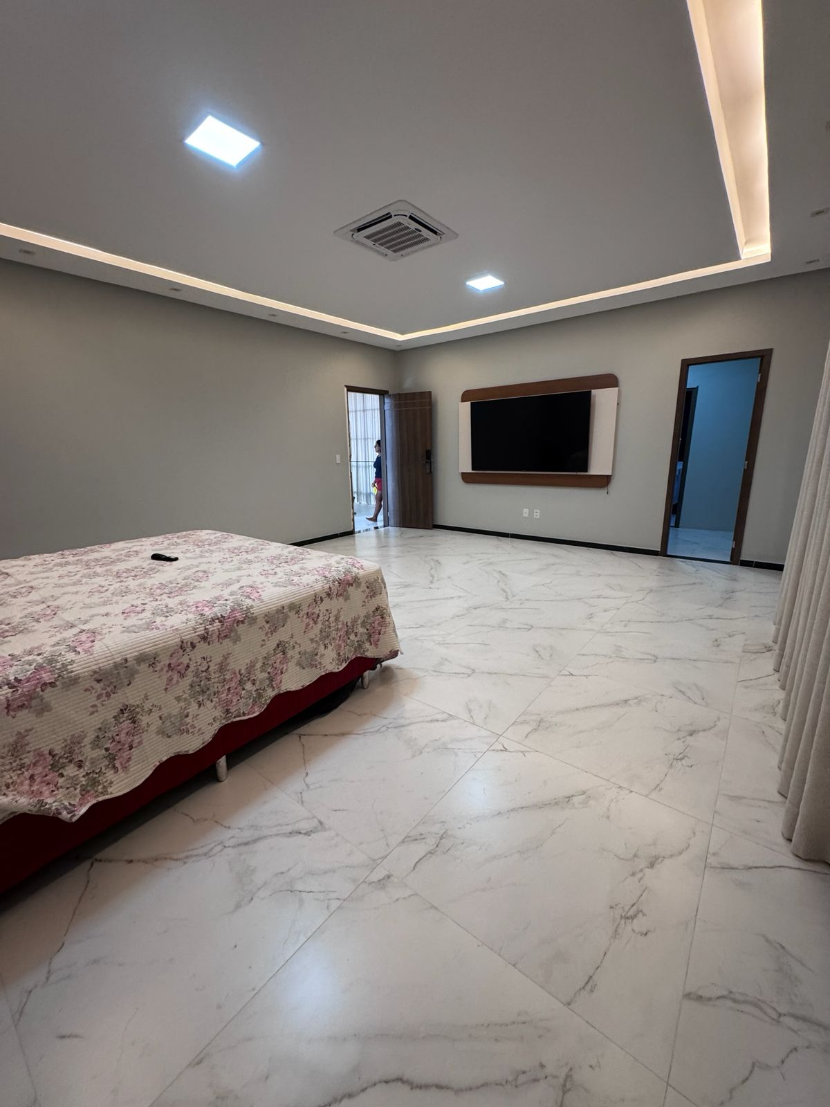 Casa no Greenville 2: quarto